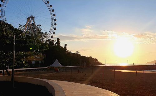 por do sol em balneario camboriu